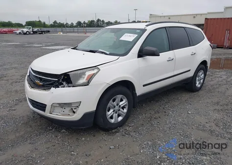 2014 Chevrolet Traverse Ls z USA, uszkodzony, nr VIN 1GNKRFKD5EJ296045
